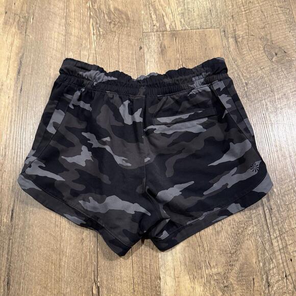 Black Camo Athleta Girl Casual Athletic Shorts Girls Youth Size M Medium 8-10 - Picture 3 of 4